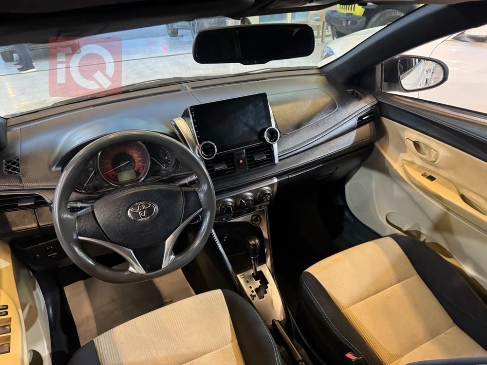 تۆیۆتا یارس